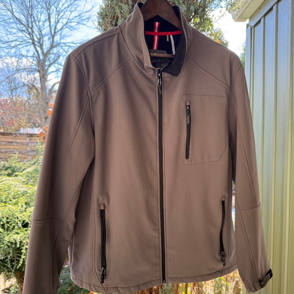 Calvin Klein Men’s soft shell jacket